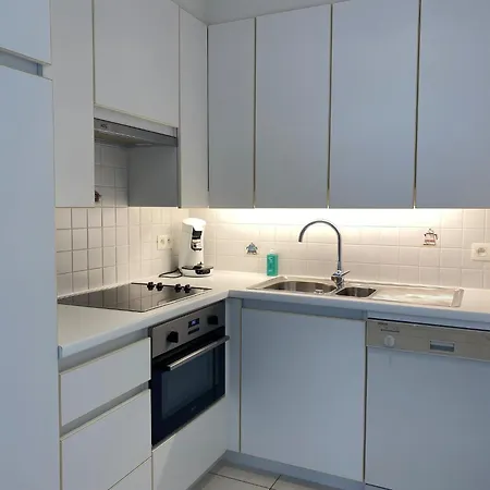 In With Sea Views Apartmán *